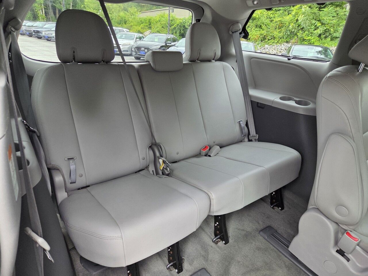 2018 Toyota Sienna XLE Charlton MA