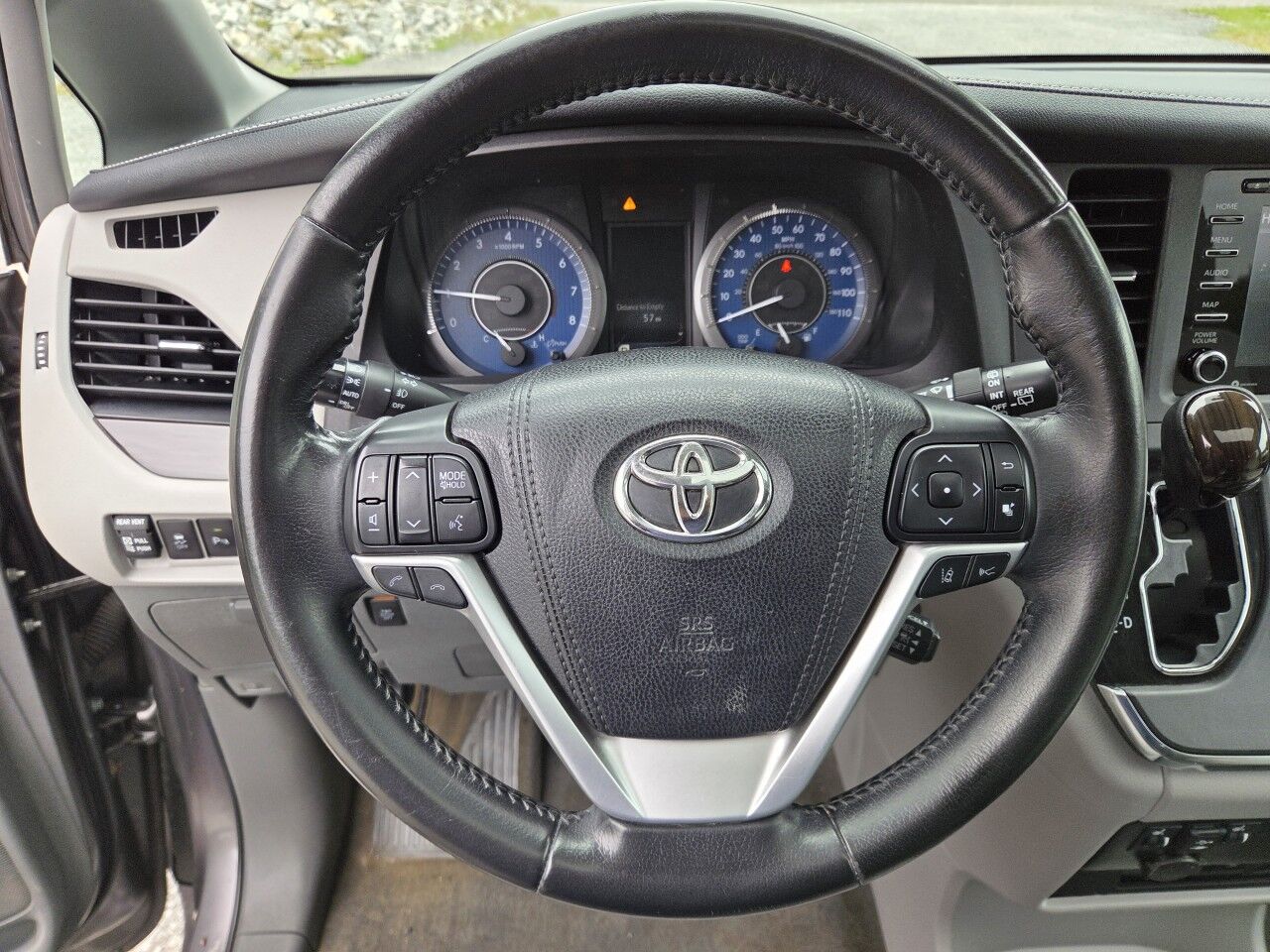 2018 Toyota Sienna XLE Charlton MA