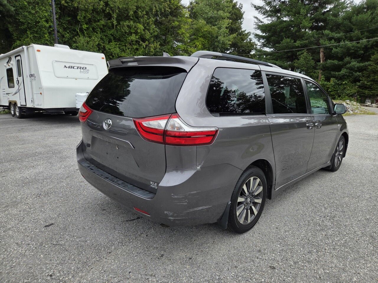 2018 Toyota Sienna XLE Charlton MA