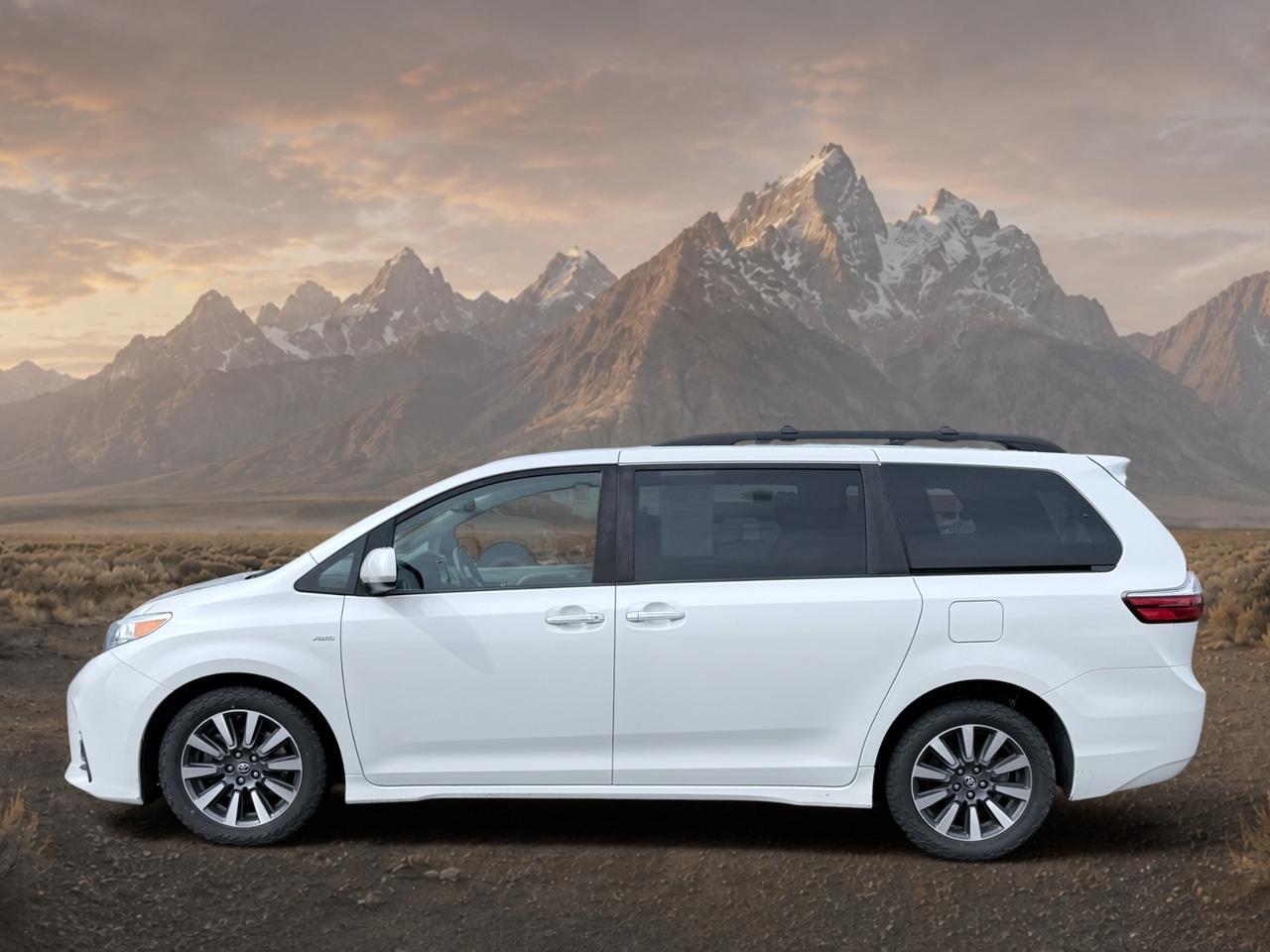 2018 Toyota Sienna XLE