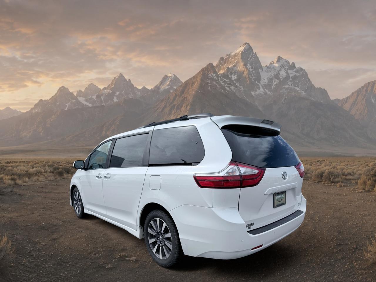 2018 Toyota Sienna XLE