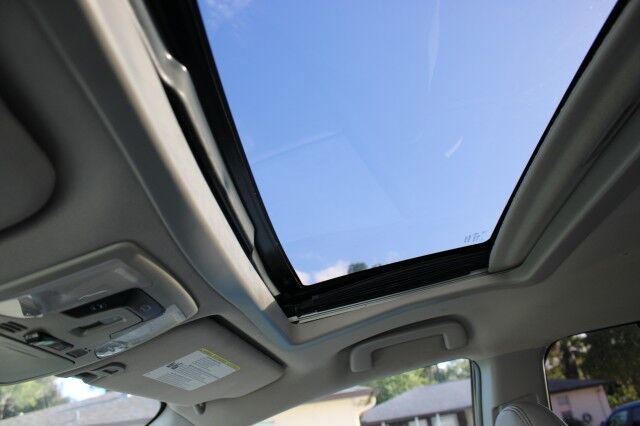 2018 Toyota Sienna XLE NAVI Melbourne FL