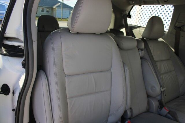 2018 Toyota Sienna XLE NAVI Melbourne FL