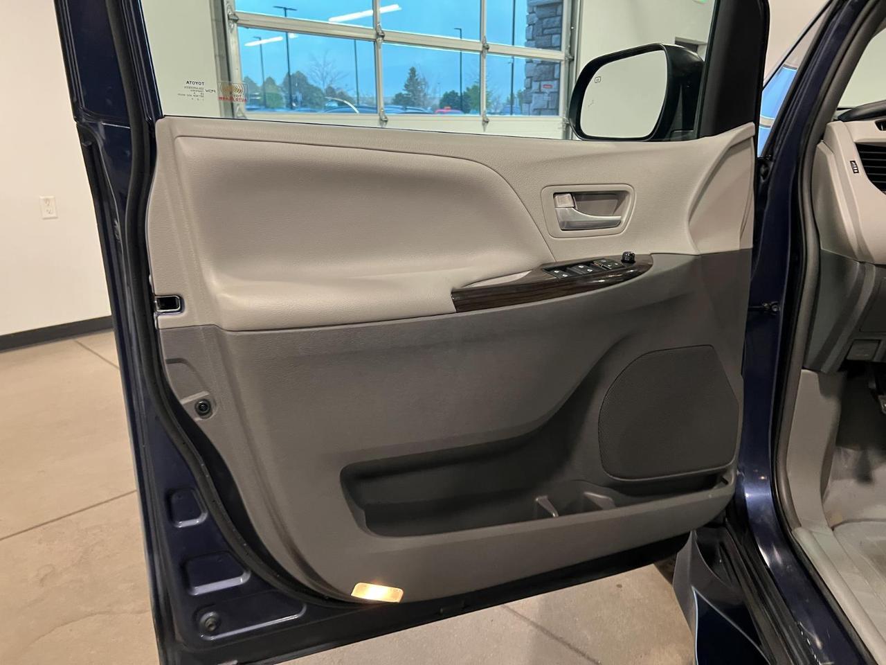 2018 Toyota Sienna XLE Parker CO