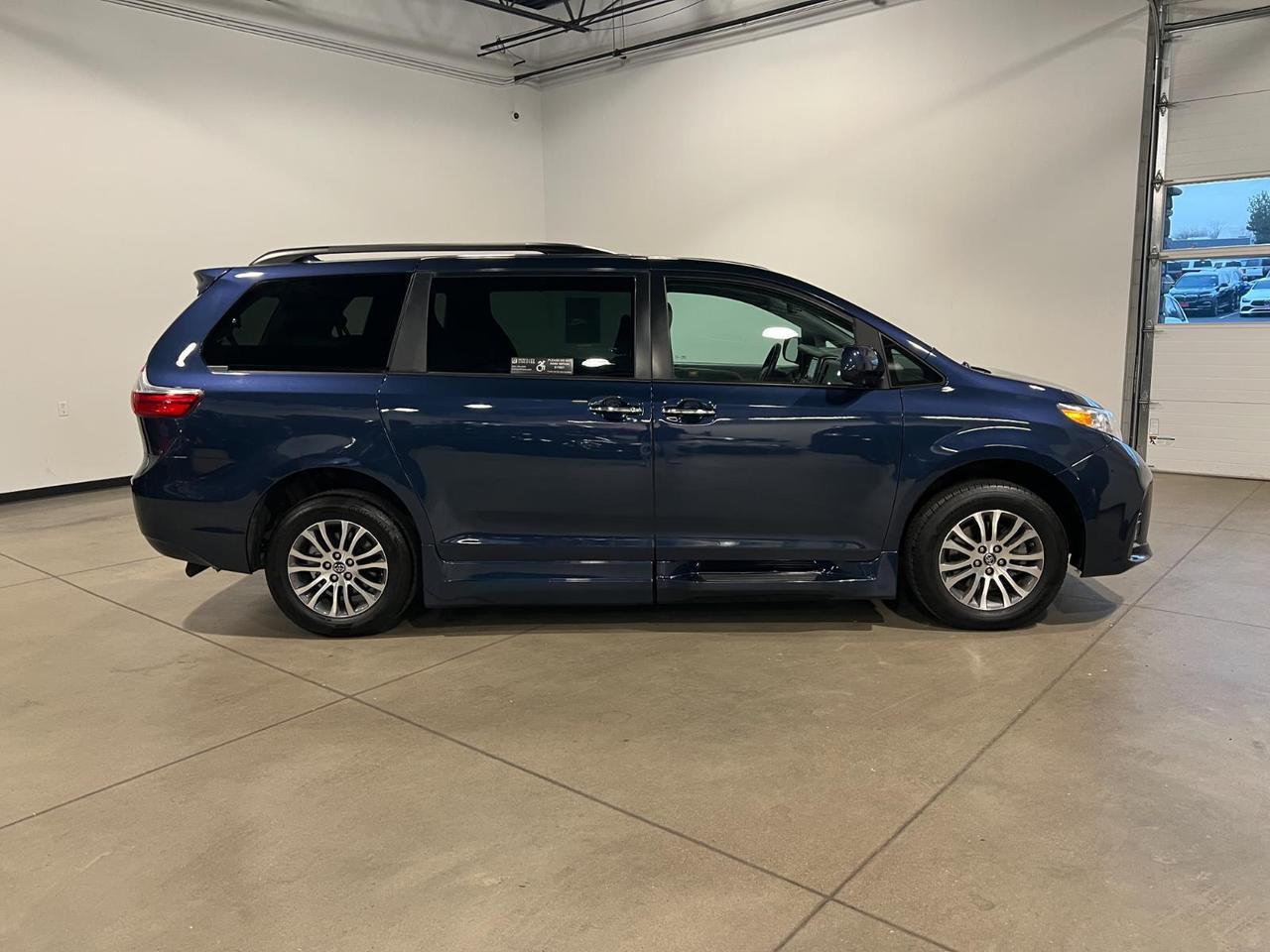 2018 Toyota Sienna XLE Parker CO
