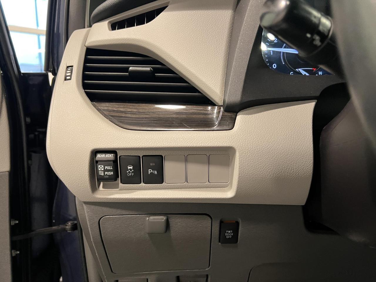 2018 Toyota Sienna XLE Parker CO