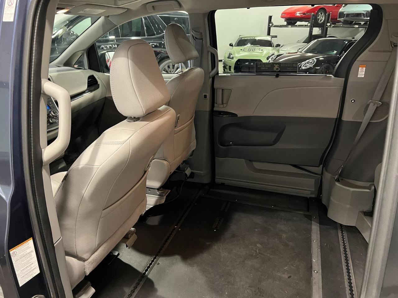 2018 Toyota Sienna XLE Parker CO
