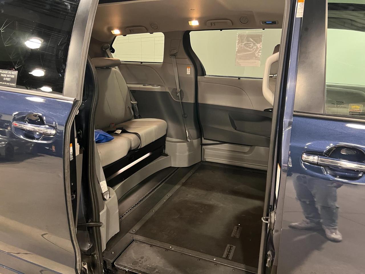 2018 Toyota Sienna XLE Parker CO