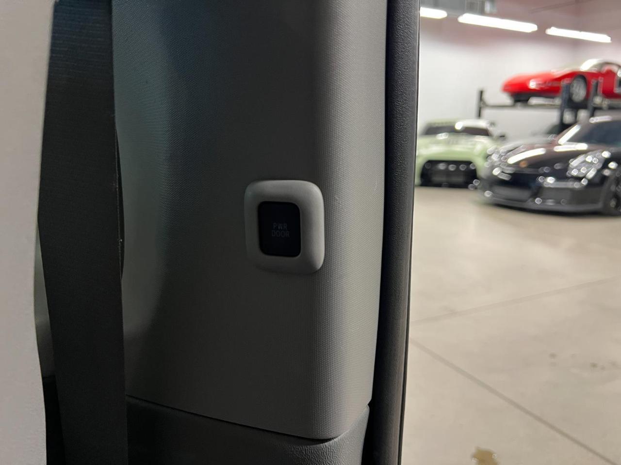 2018 Toyota Sienna XLE Parker CO