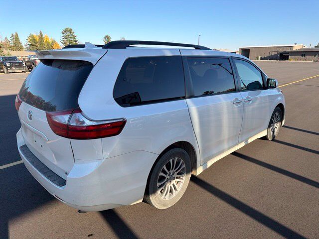 2018 Toyota Sienna XLE Pine River MN