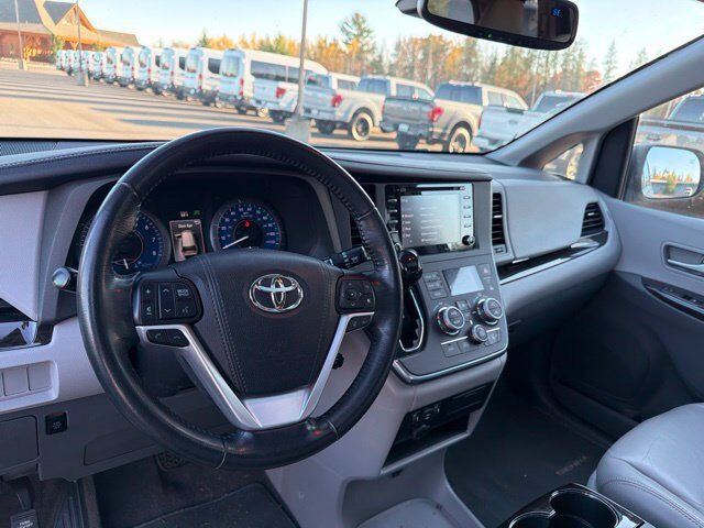 2018 Toyota Sienna XLE Pine River MN