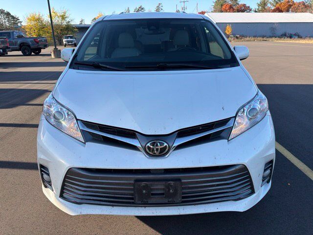 2018 Toyota Sienna XLE Pine River MN