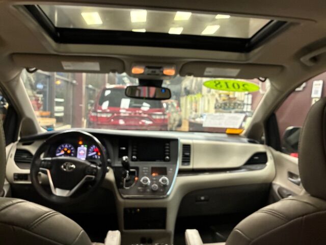 2018 Toyota Sienna XLE Premium 8 Passenger Charlotte NC