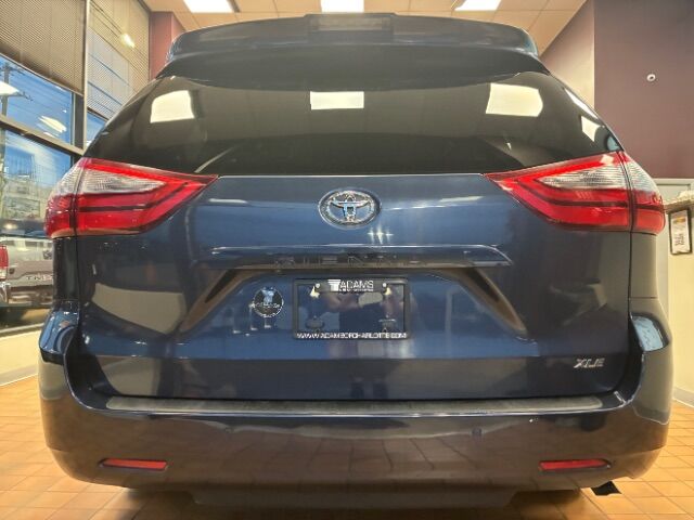 2018 Toyota Sienna XLE Premium 8 Passenger Charlotte NC