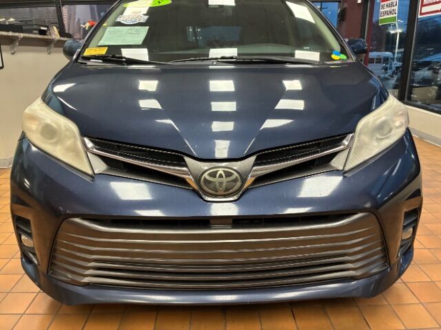 2018 Toyota Sienna XLE Premium 8 Passenger Charlotte NC