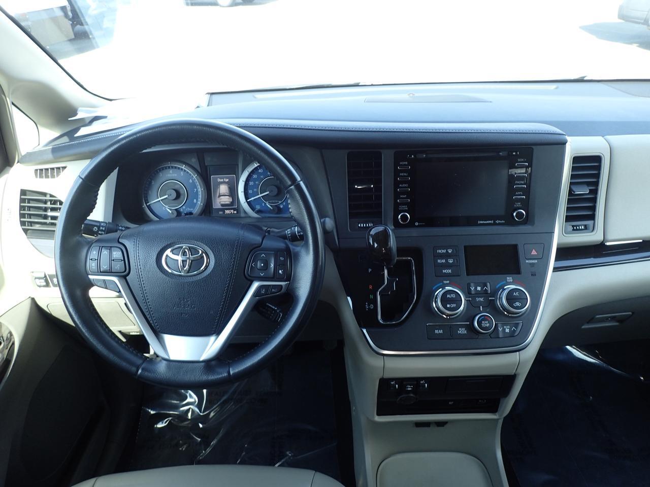 2018 Toyota Sienna XLE Premium Anaheim CA