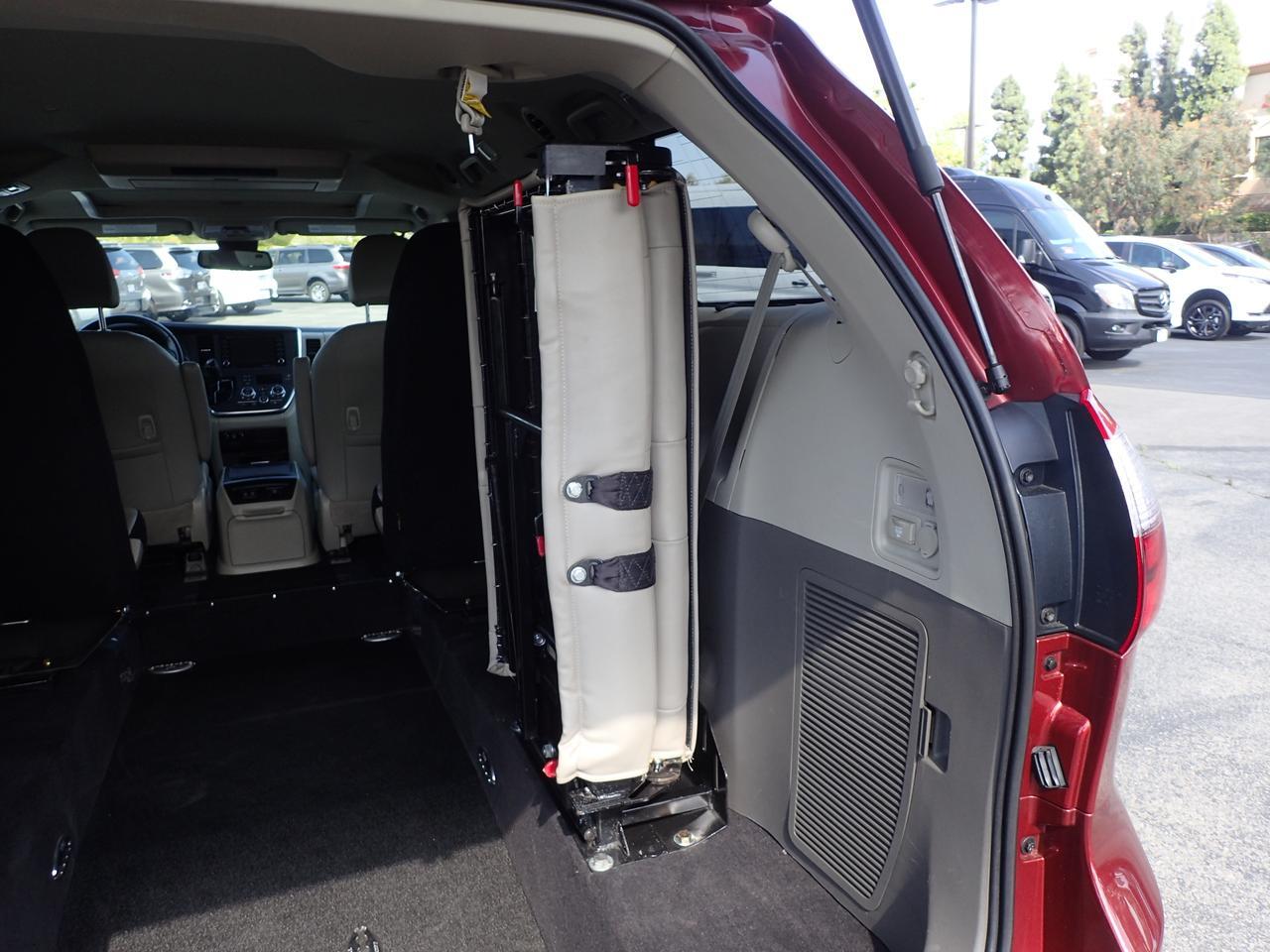 2018 Toyota Sienna XLE Premium Anaheim CA