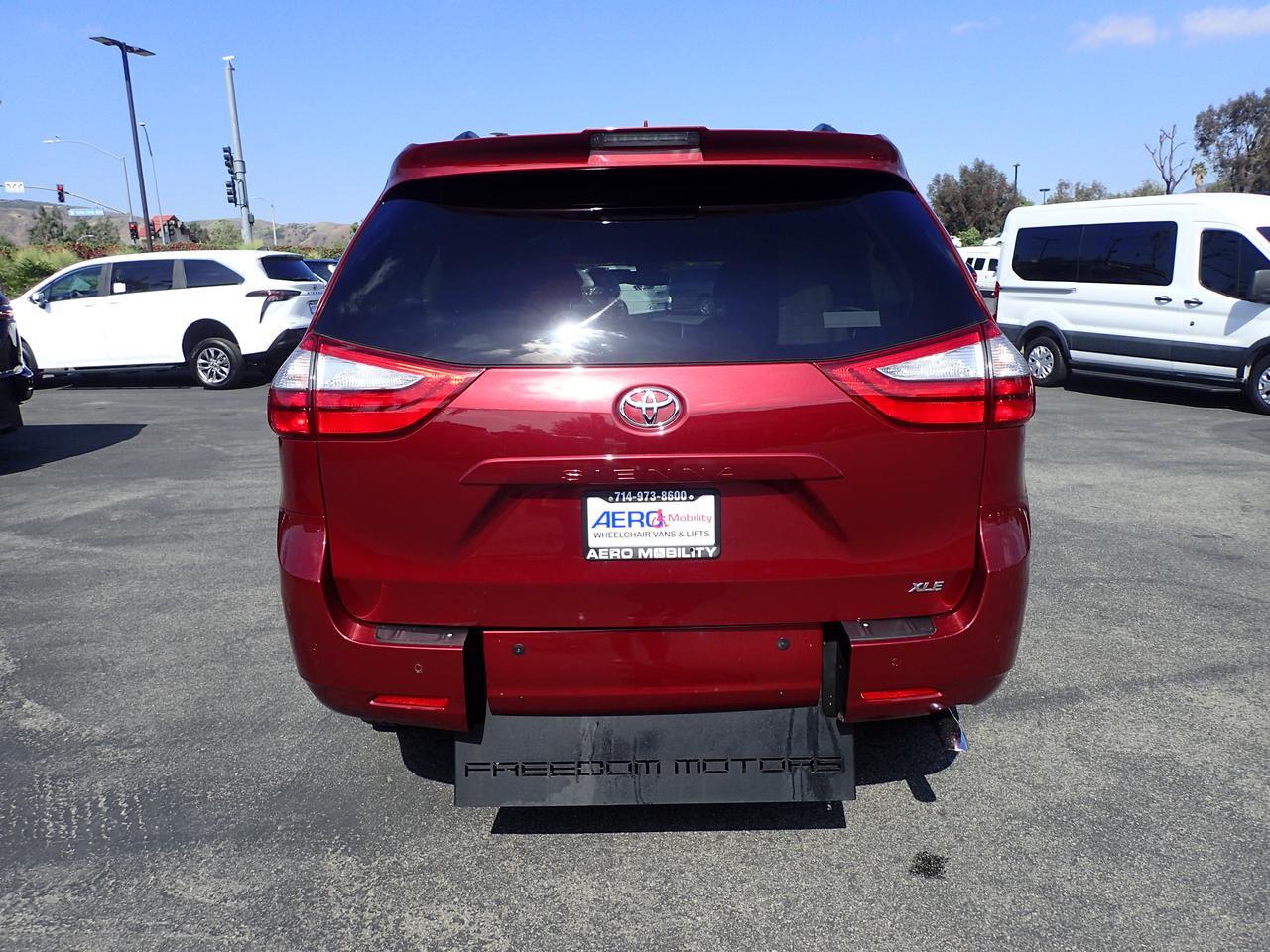 2018 Toyota Sienna XLE Premium Anaheim CA