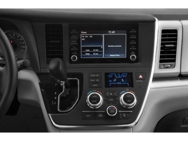 2018 Toyota Sienna XLE Premium Winder GA