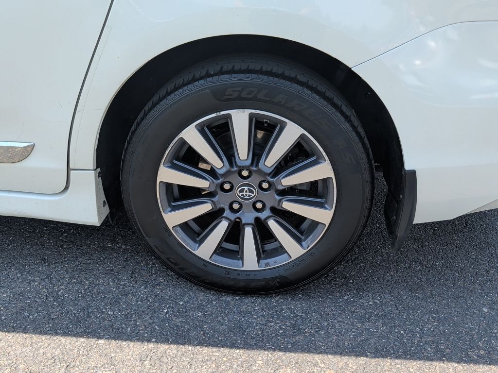 2018 Toyota Sienna XLE Premium Worcester MA