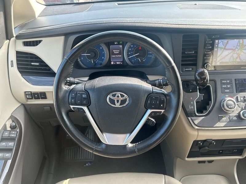 2018 Toyota Sienna XLE Premium Worcester MA 2018 Toyota Sienna XLE Premium Worcester MA