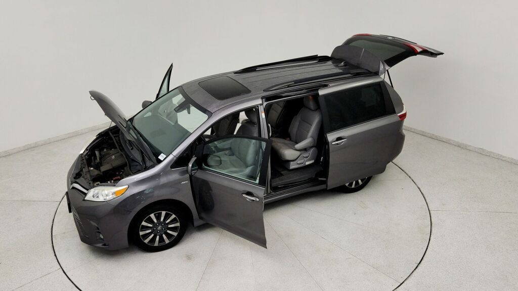 2018 Toyota Sienna XLE Laurel MD