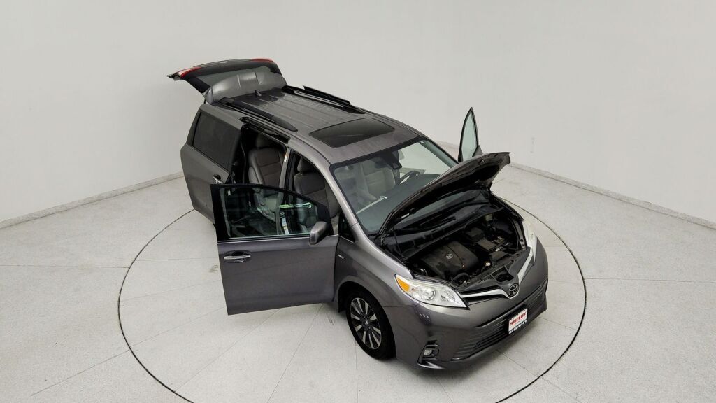 2018 Toyota Sienna XLE Laurel MD