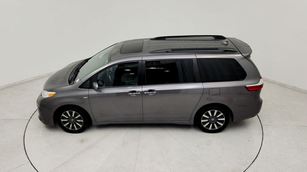 2018 Toyota Sienna XLE Laurel MD