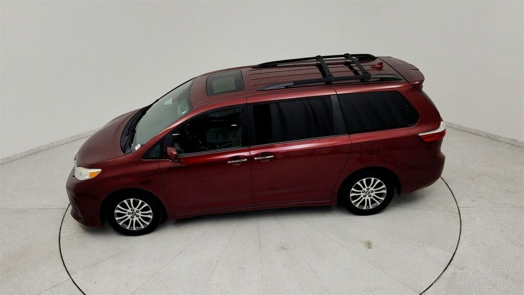 2018 Toyota Sienna XLE Laurel MD