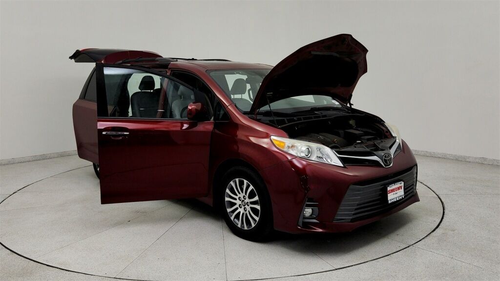 2018 Toyota Sienna XLE Laurel MD