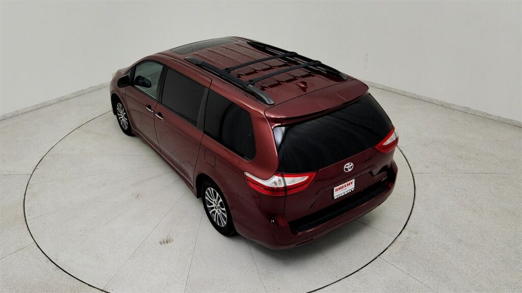 2018 Toyota Sienna XLE Laurel MD