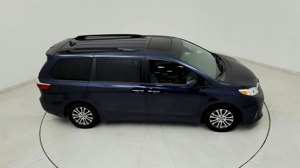 2018 Toyota Sienna XLE Laurel MD