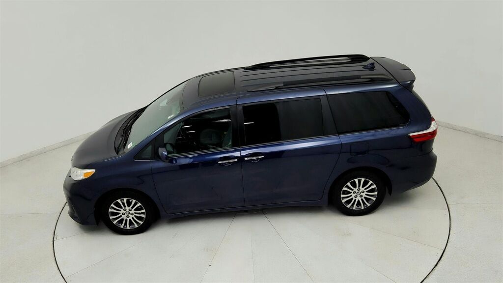 2018 Toyota Sienna XLE Laurel MD