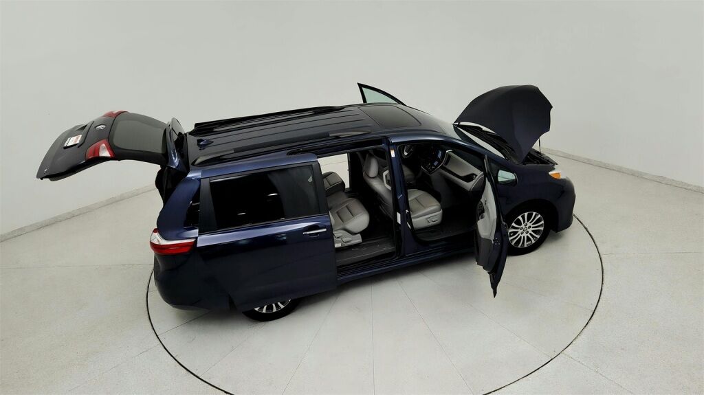 2018 Toyota Sienna XLE Laurel MD