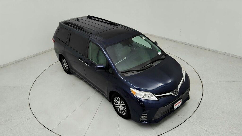 2018 Toyota Sienna XLE Laurel MD