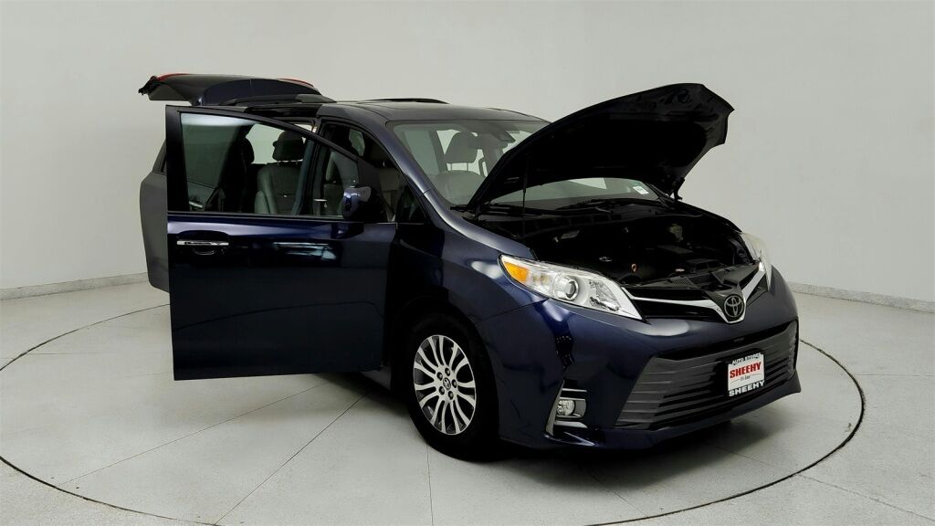 2018 Toyota Sienna XLE Laurel MD