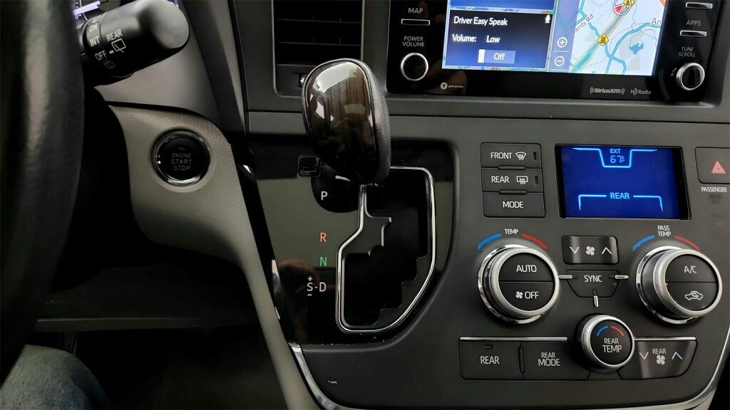 2018 Toyota Sienna XLE Laurel MD