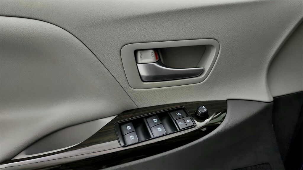 2018 Toyota Sienna XLE Laurel MD