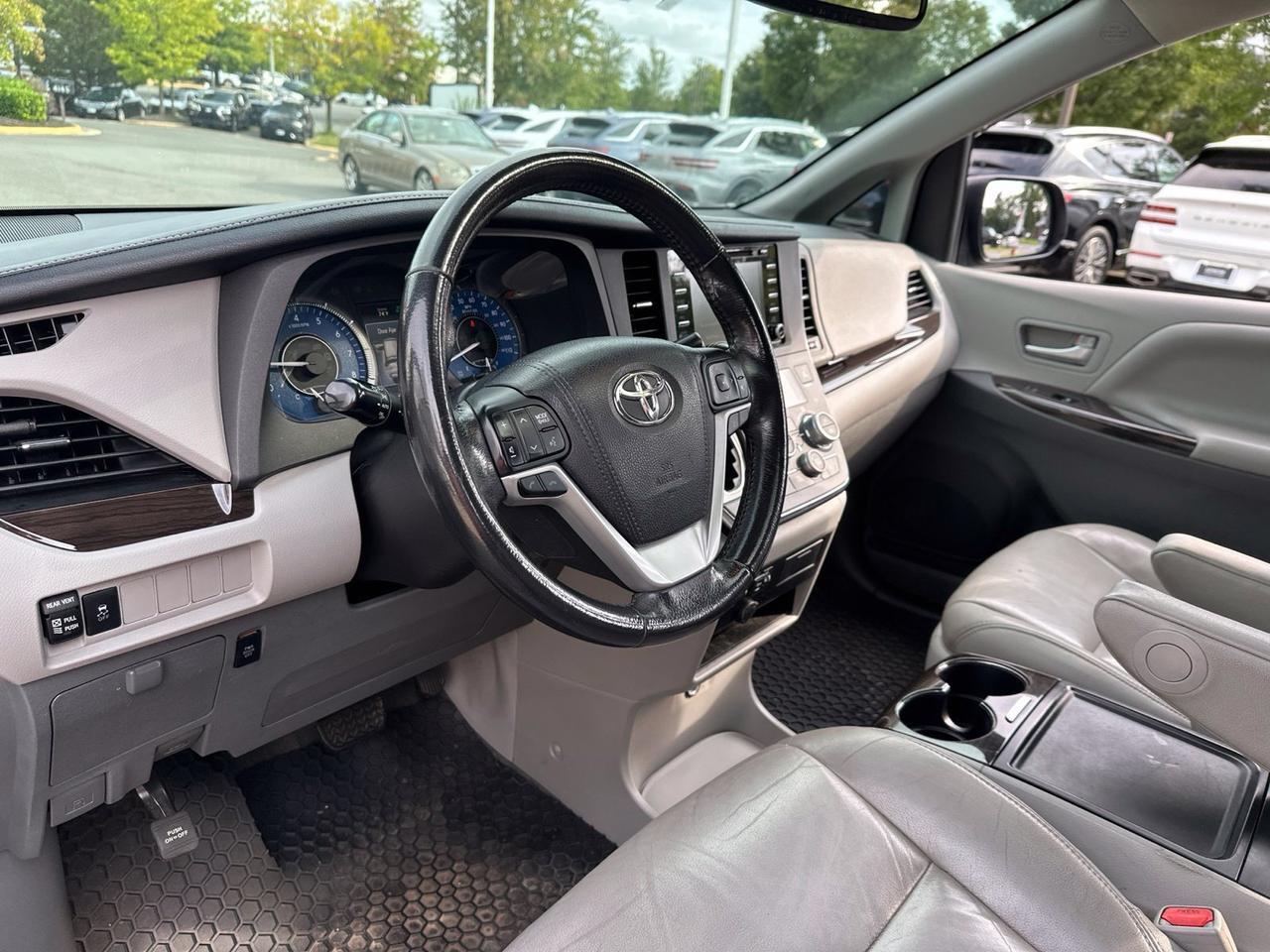 2018 Toyota Sienna XLE Chantilly VA