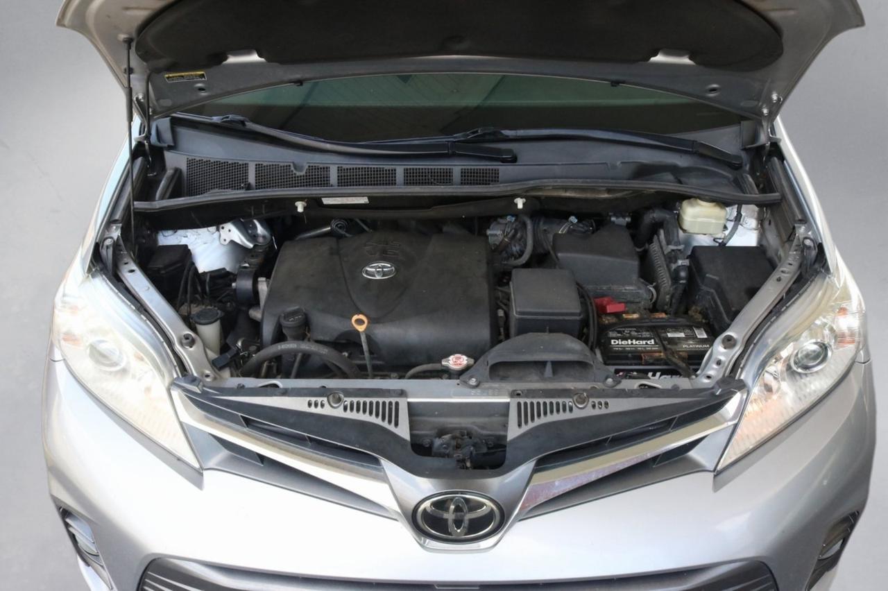 2018 Toyota Sienna XLE Fredericksburg VA