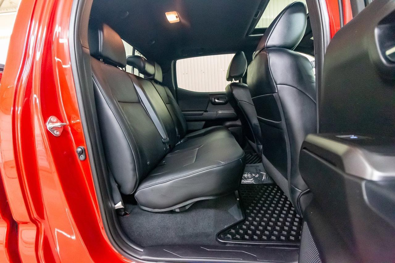 2018 Toyota Tacoma 4X4 Double Cab TRD Sport Leather Roof Nav Red Deer AB