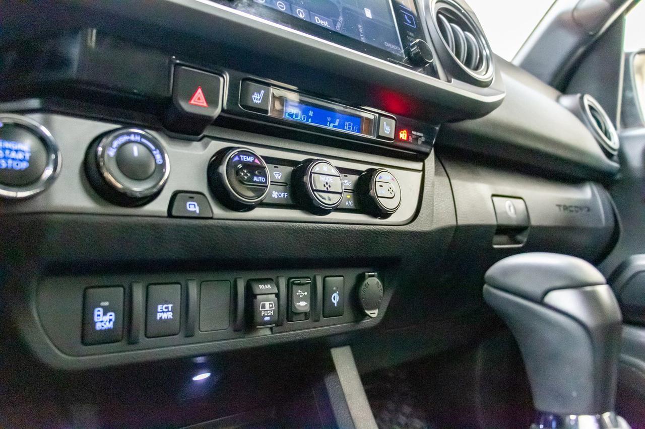 2018 Toyota Tacoma 4X4 Double Cab TRD Sport Leather Roof Nav Red Deer AB