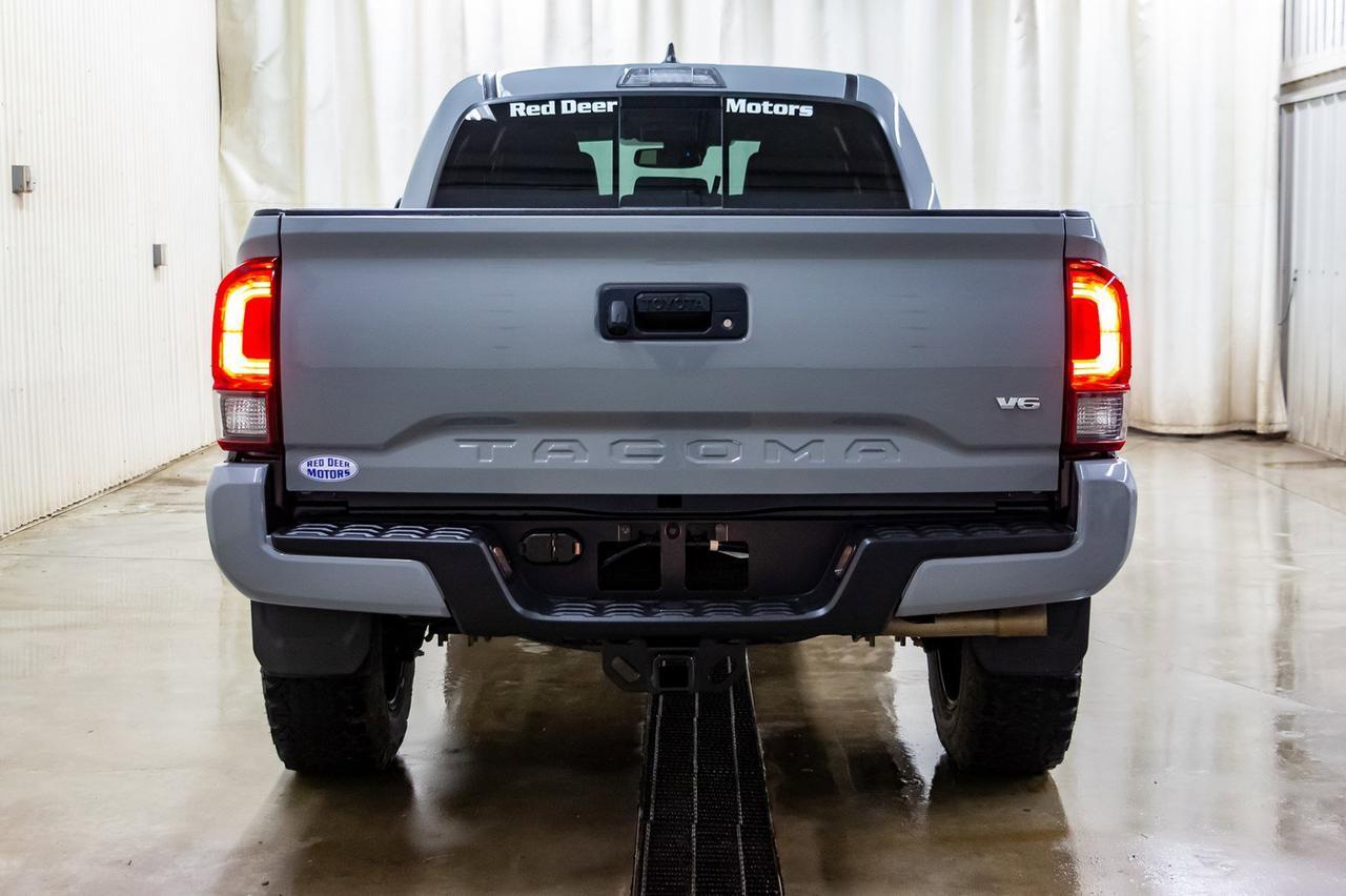 2018 Toyota Tacoma 4x4 Crew Cab TRD Sport 4" Lift Nav Bcam Red Deer AB