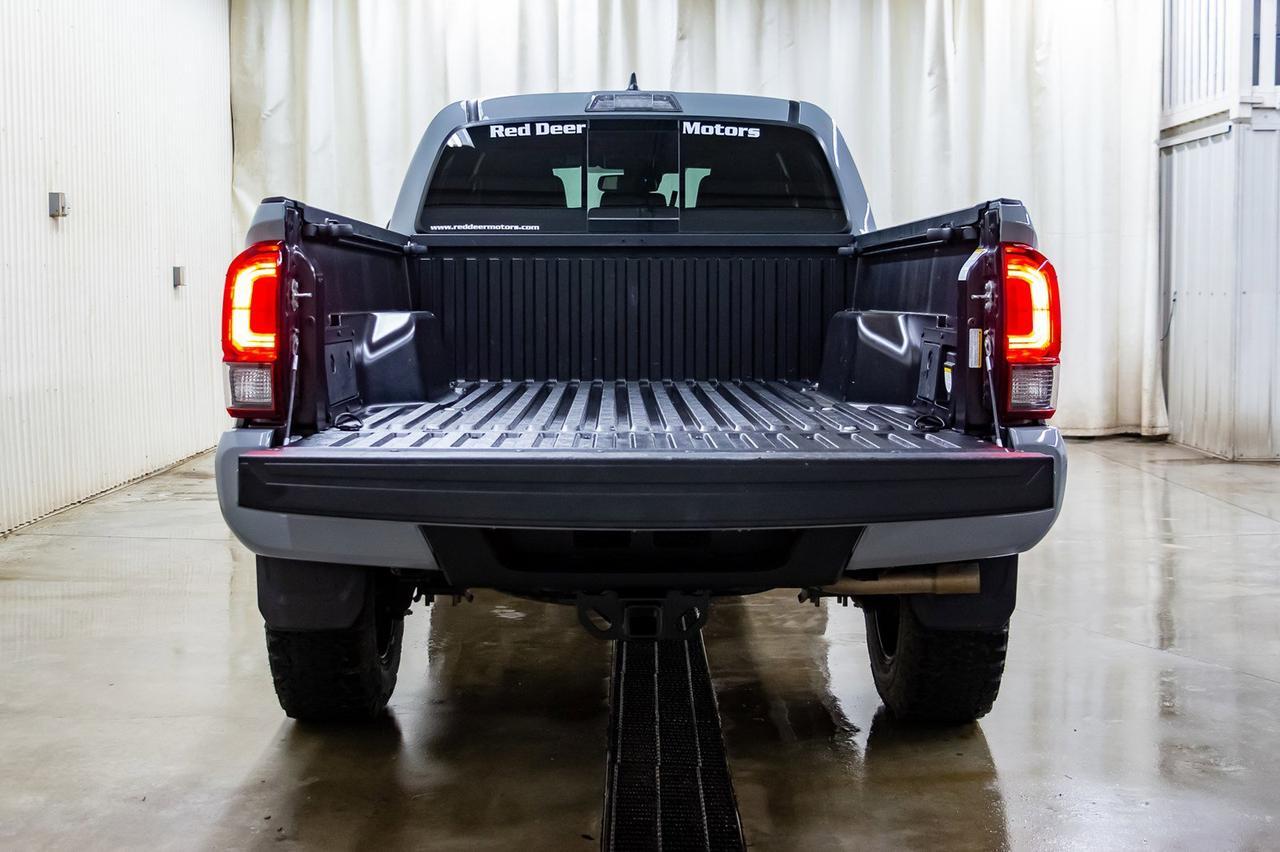 2018 Toyota Tacoma 4x4 Crew Cab TRD Sport 4" Lift Nav Bcam Red Deer AB