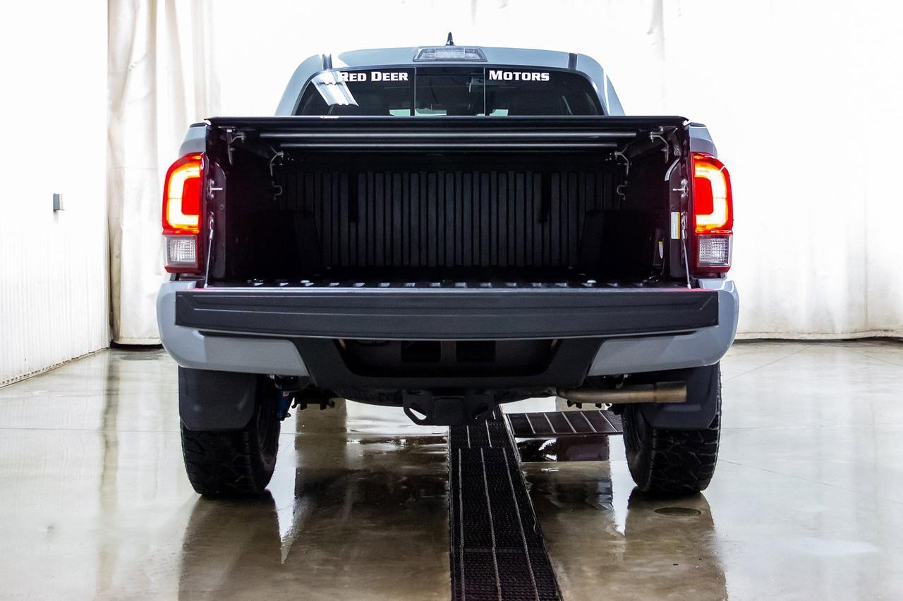 2018 Toyota Tacoma 4x4 Double Cab TRD Sport 4&quot; Lift Red Deer AB