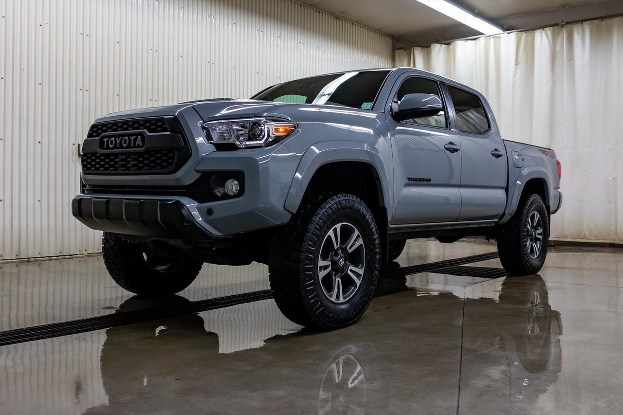 2018 Toyota Tacoma 4x4 Double Cab TRD Sport 4" Lift Red Deer AB