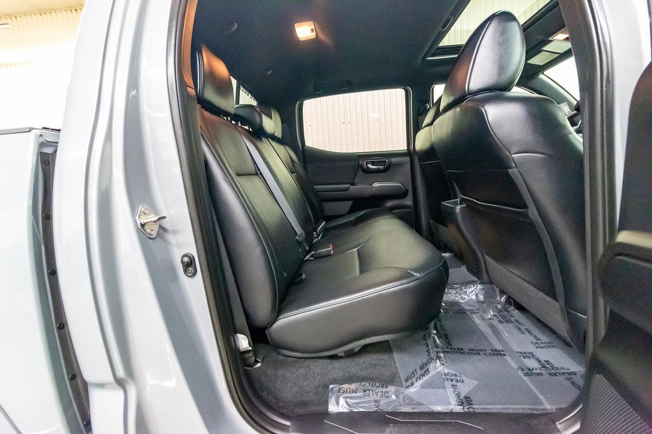 2018 Toyota Tacoma 4x4 Double Cab TRD Sport 4&quot; Lift Red Deer AB