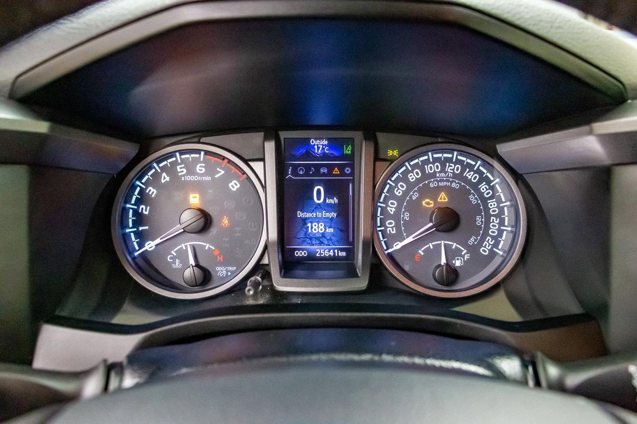 2018 Toyota Tacoma 4x4 Double Cab TRD Sport Red Deer AB