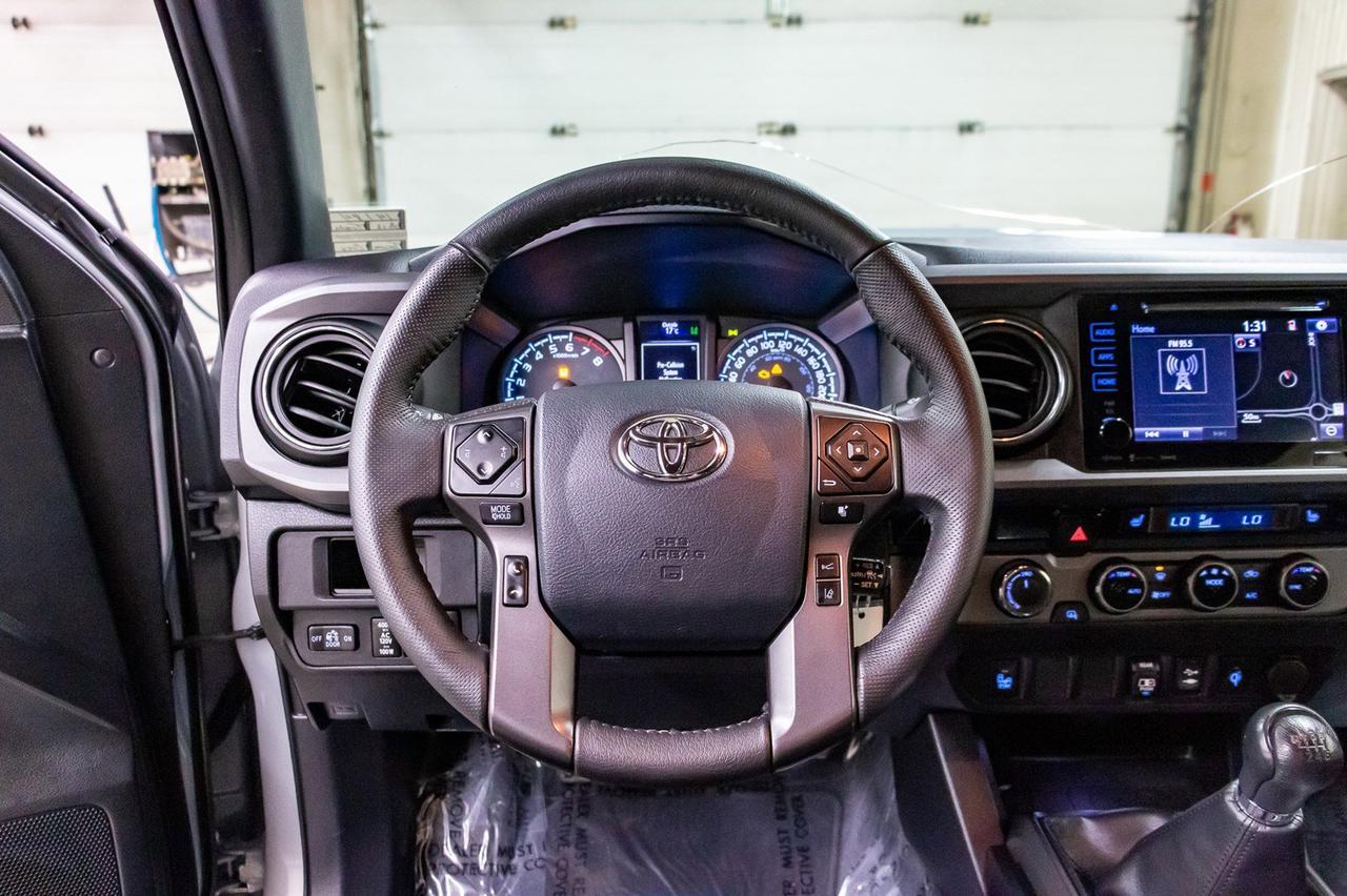 2018 Toyota Tacoma 4x4 Double Cab TRD Sport Red Deer AB