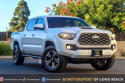 Toyota Tacoma Double Cab TRD Sport Pickup 4D 5 ft 2018